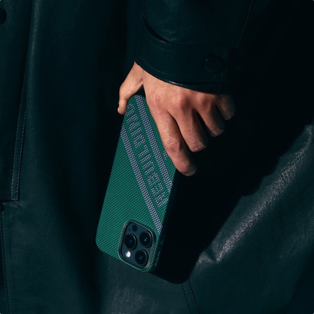 Re-TROS Collaborative Case Tactile Woven Case для iPhone 16 Pro