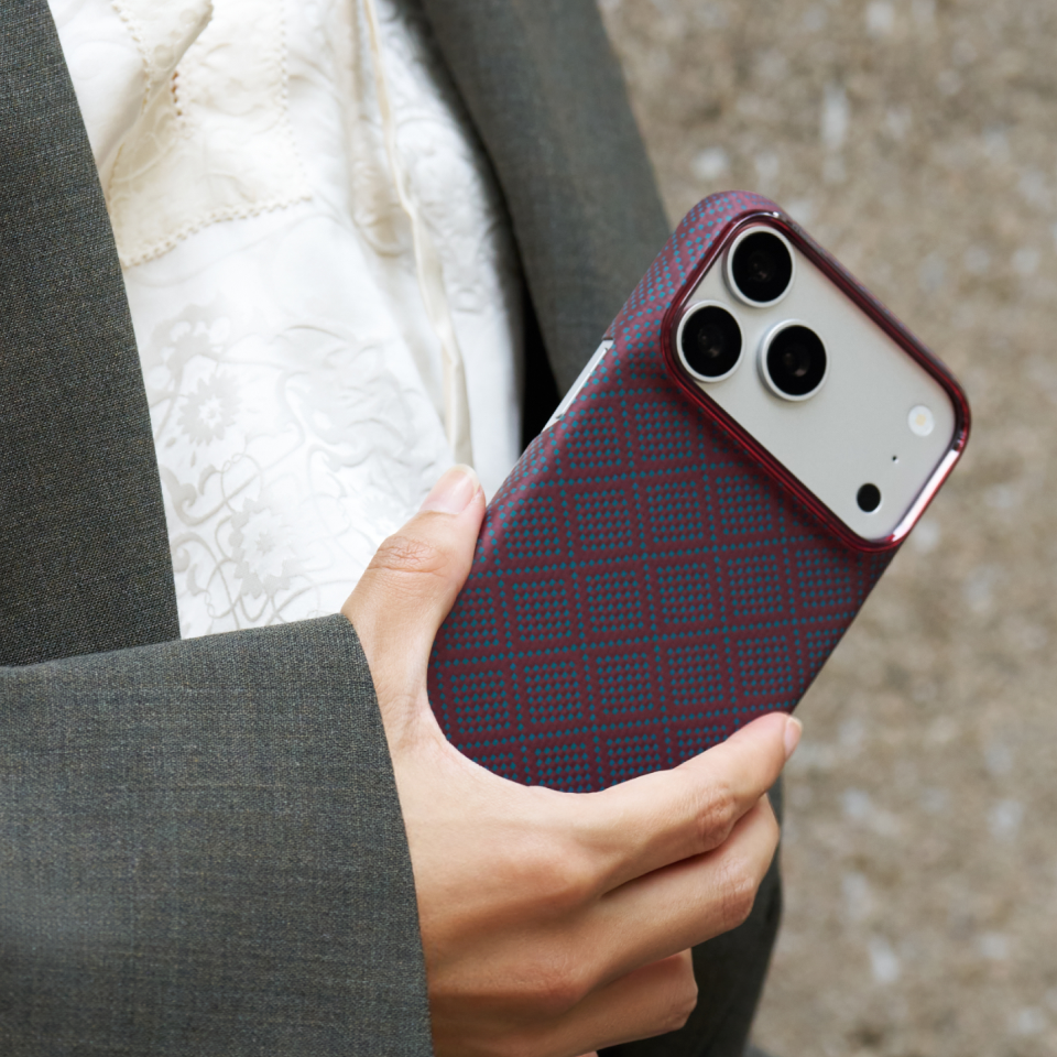 Blue's Red (PitaTap™) Edge Case For iPhone 18 Pro