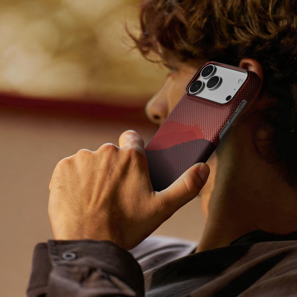 Autumn Dusk (PitaTap™) Edge Case, iPhone 18 Pro Max and Pro - detail