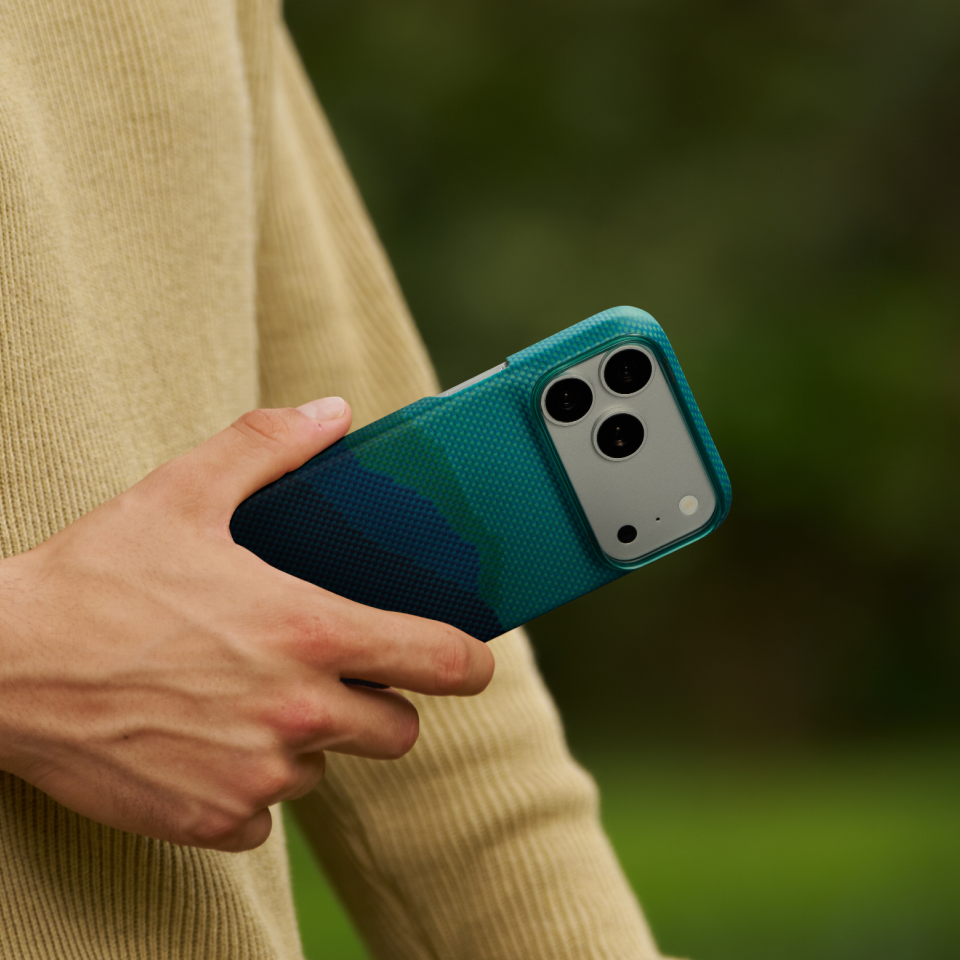 Summer Noon (PitaTap™) Edge Case, iPhone 18 Pro Max and Pro - detail 2
