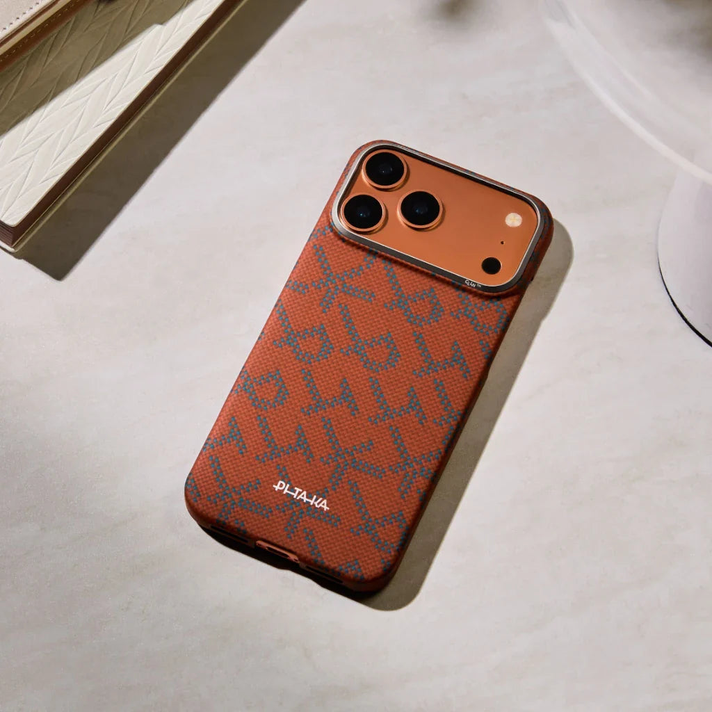 Чехол PITAKA Leaping - Blue Orange (PitaTap™) для iPhone 17 Pro / iPhone 17 Pro Max